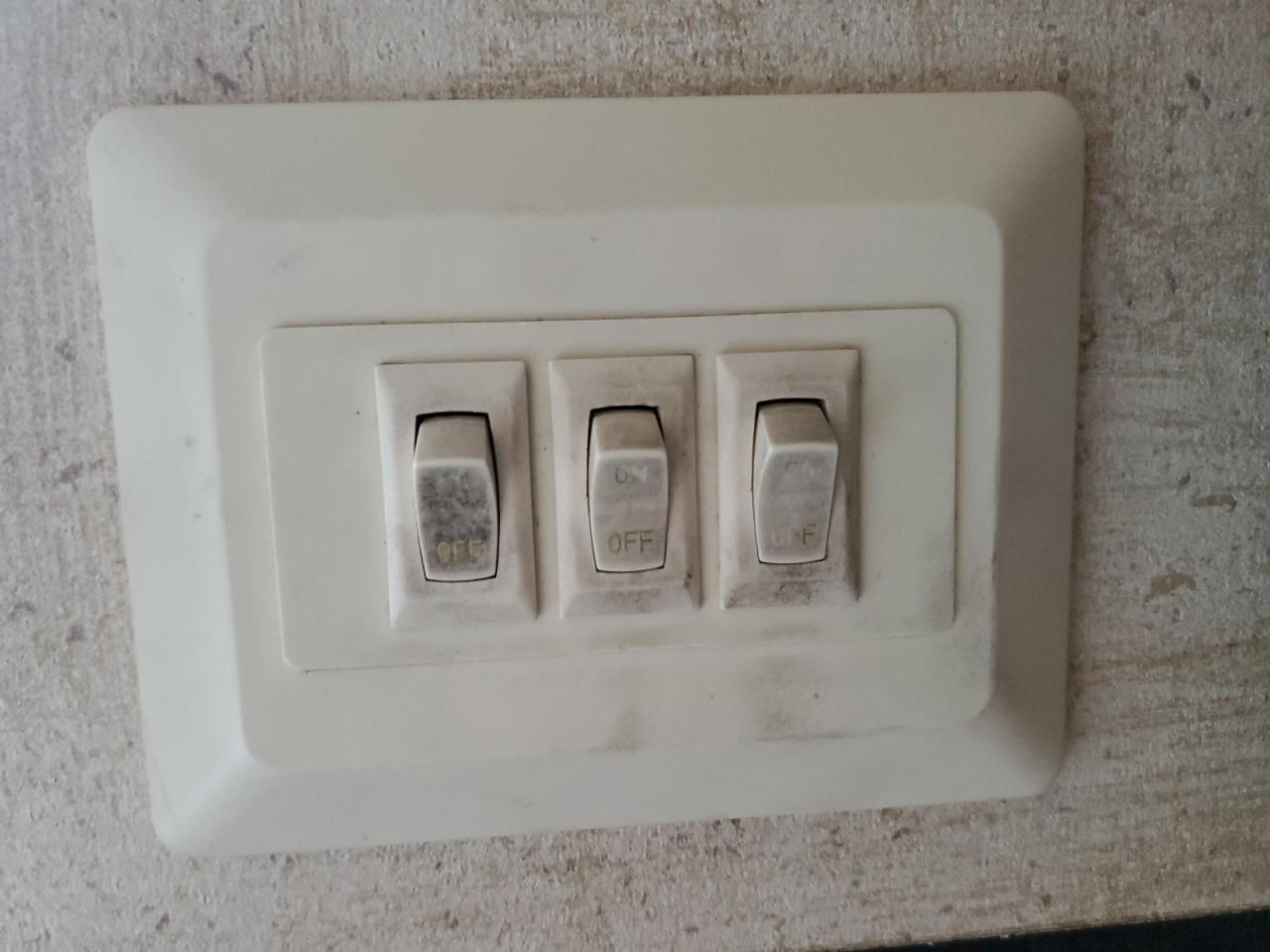 2011 Keystone Hideout