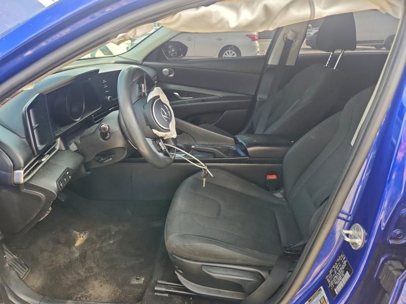 2021 Hyundai Elantra se