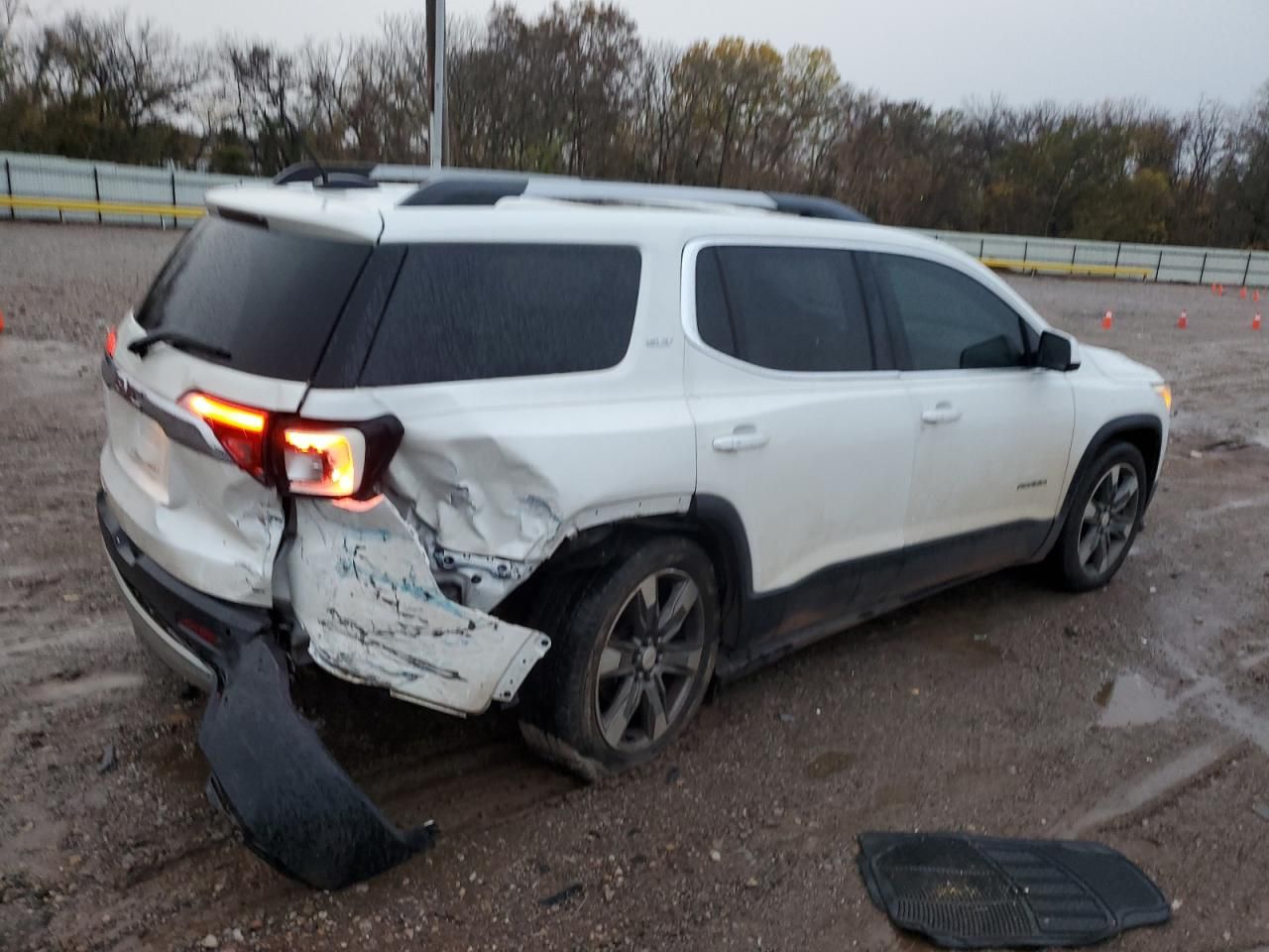 2017 GMC Acadia Slt-2