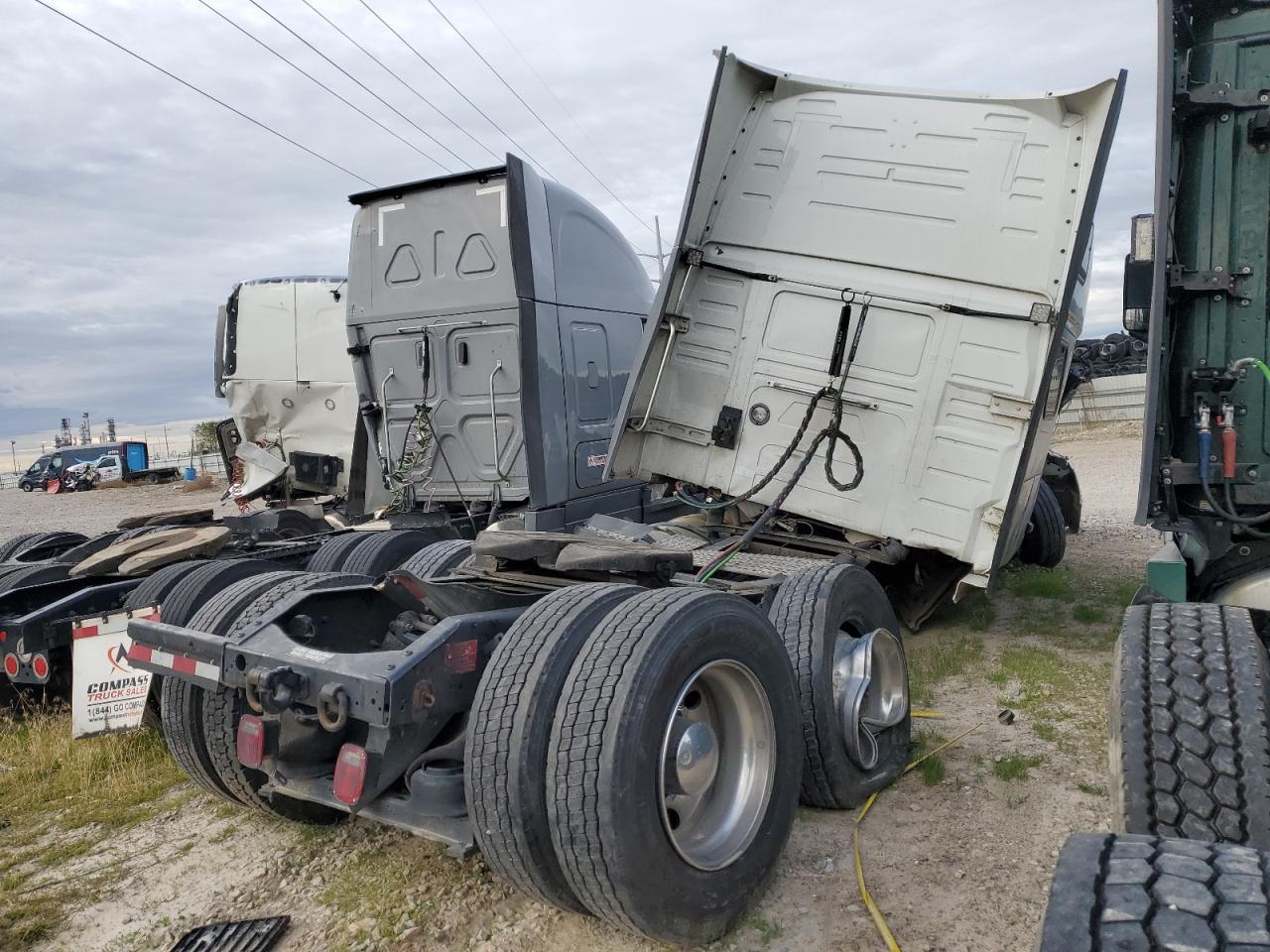 2025 Volv O VNL Semi Truck