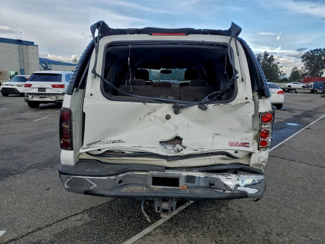 2004 GMC Yukon xl C1500