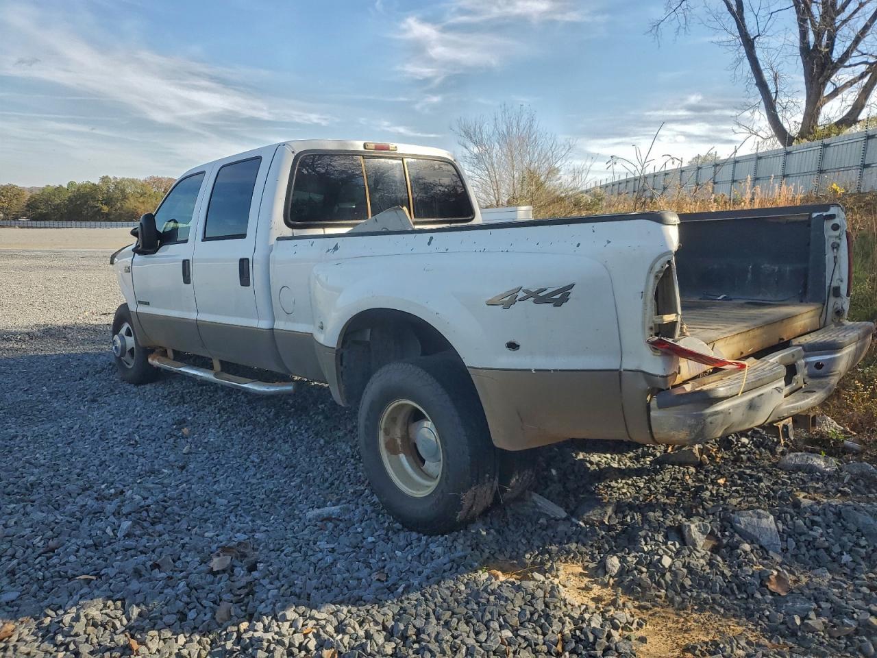 2002 Ford Super Duty F-350 W/D