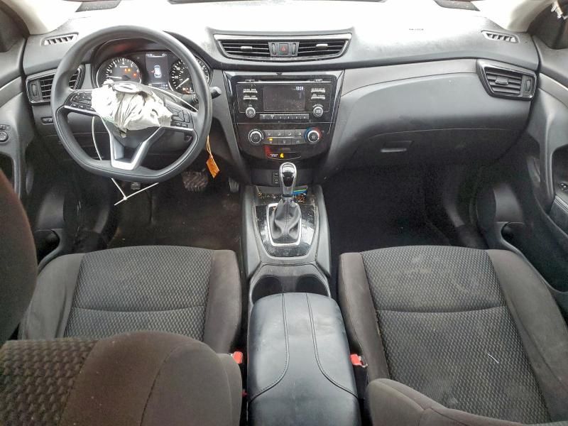 2017 Nissan Rogue Sport s