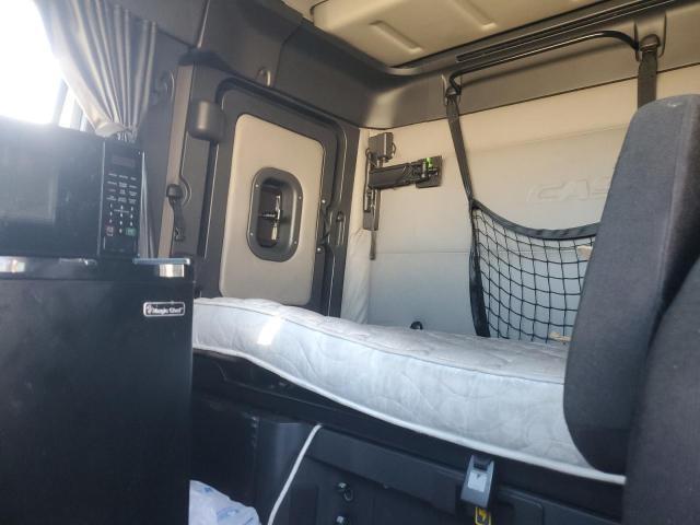 2019 Freightliner Cascadia 126