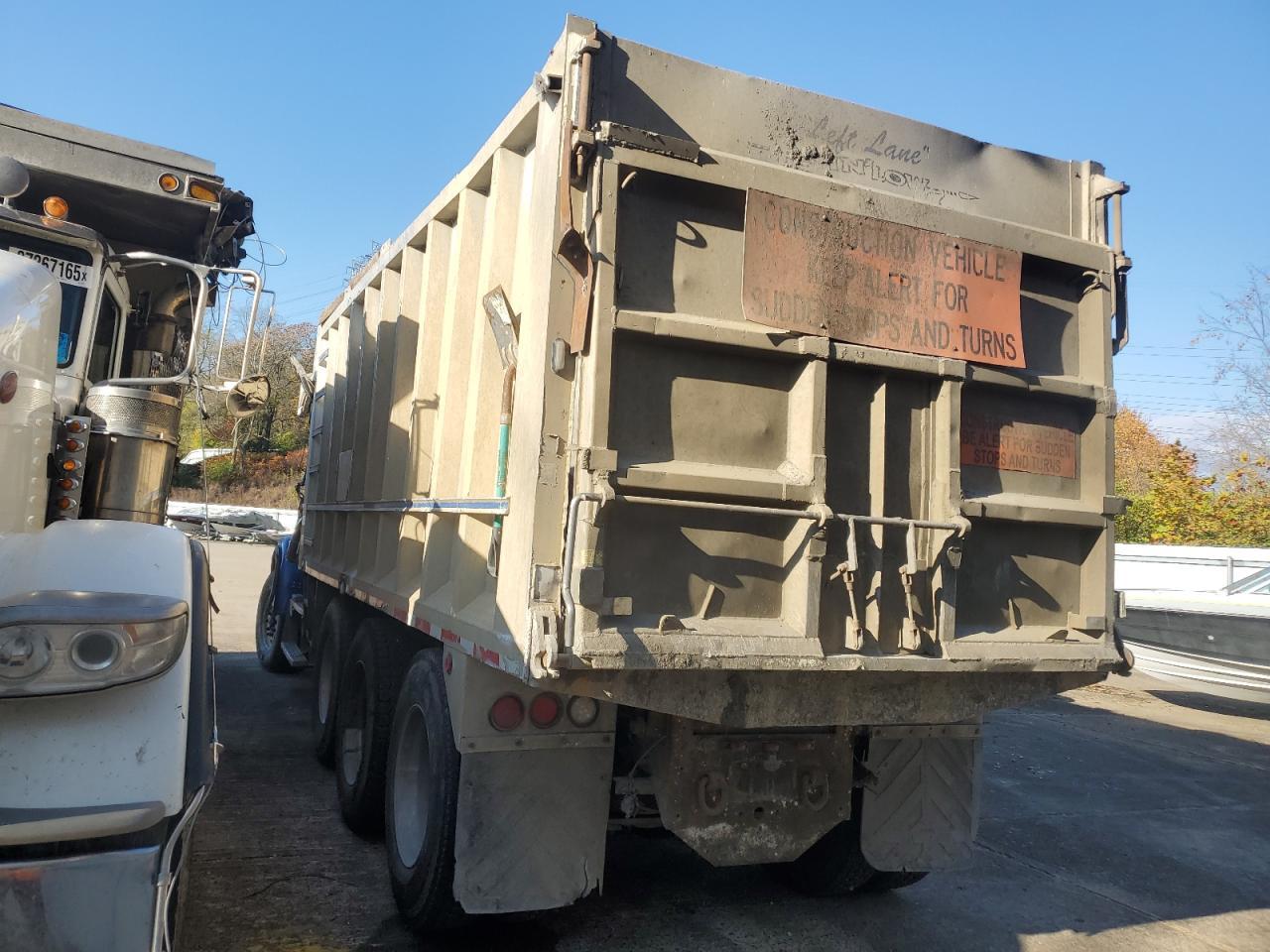 2000 Freightliner Conventional Feed Delivery Truck