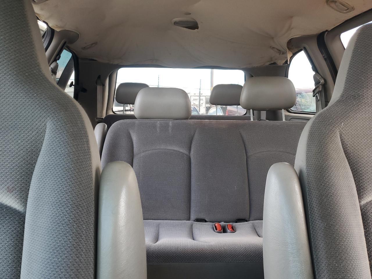 2002 Dodge Caravan se