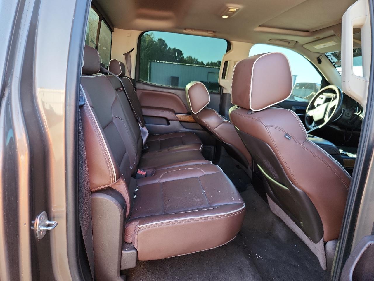 2015 Chevrolet Silverado K1500 High Country