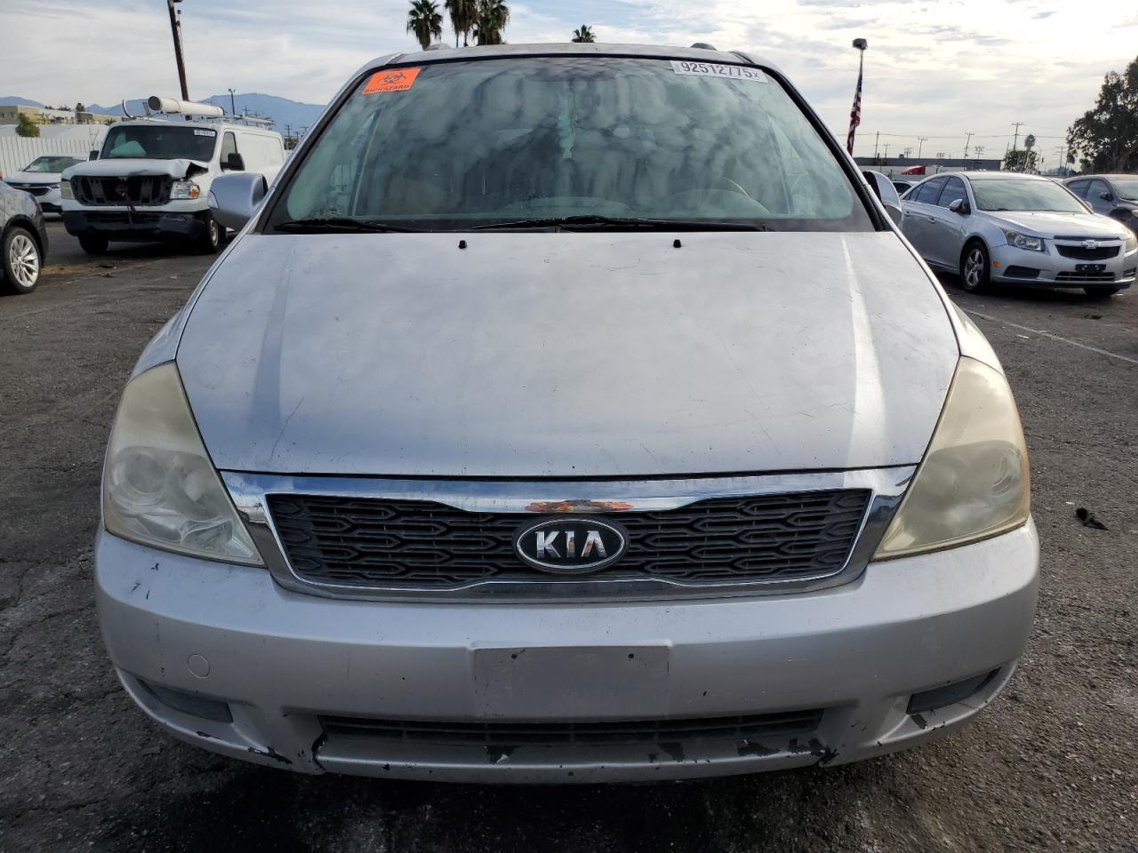 2012 KIA Sedona lx