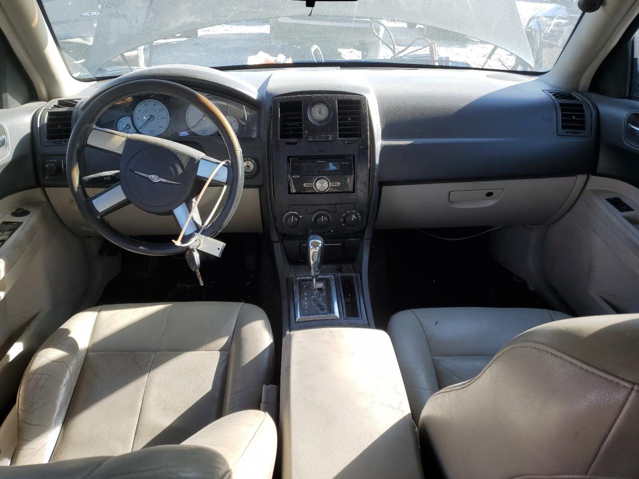 2005 Chrysler 300 Touring