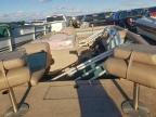 1999 Lowe Suncruiser Boat