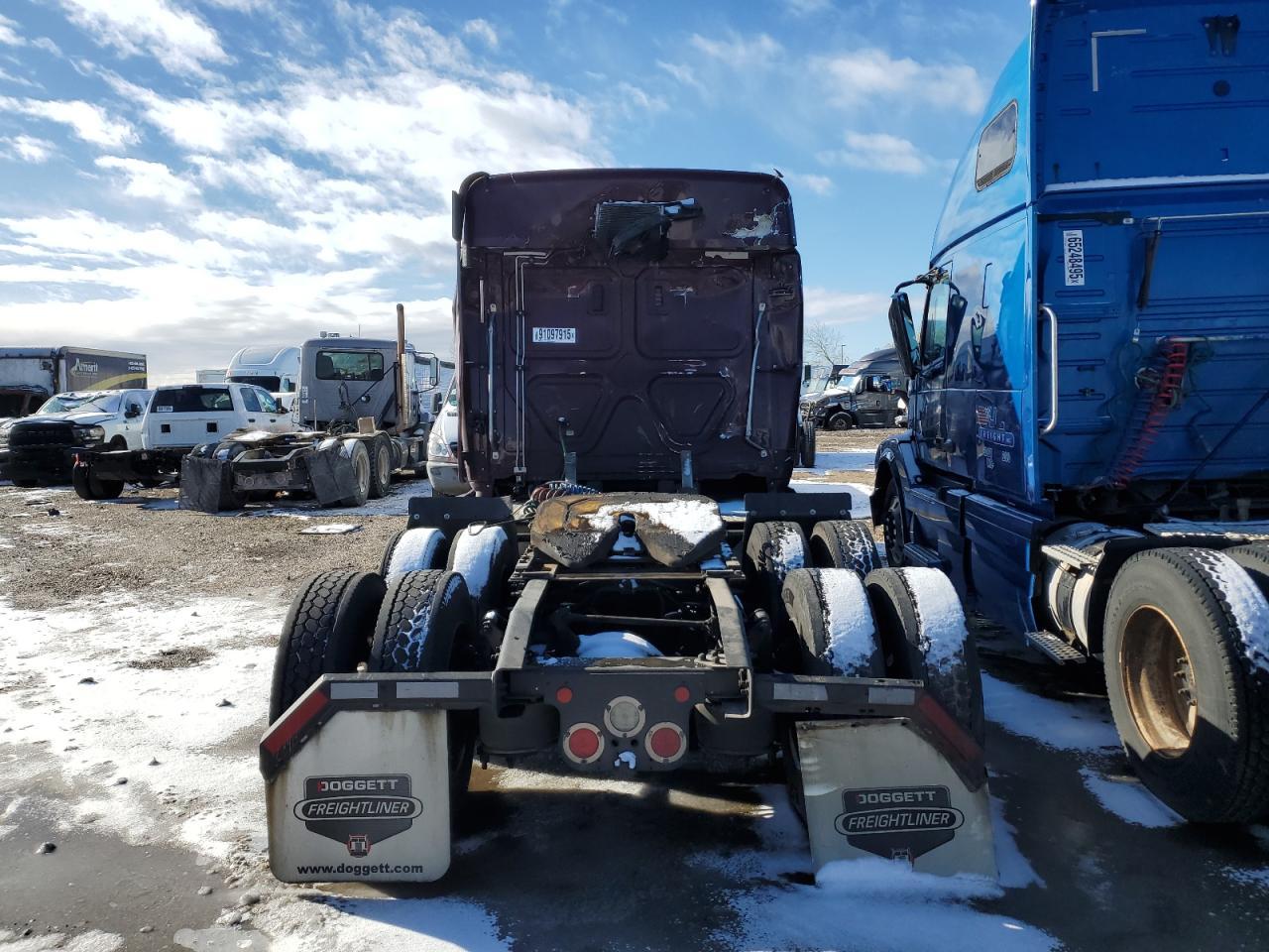 2020 Freigliner 2020 Freightliner Cascadia 126 Semi Truck