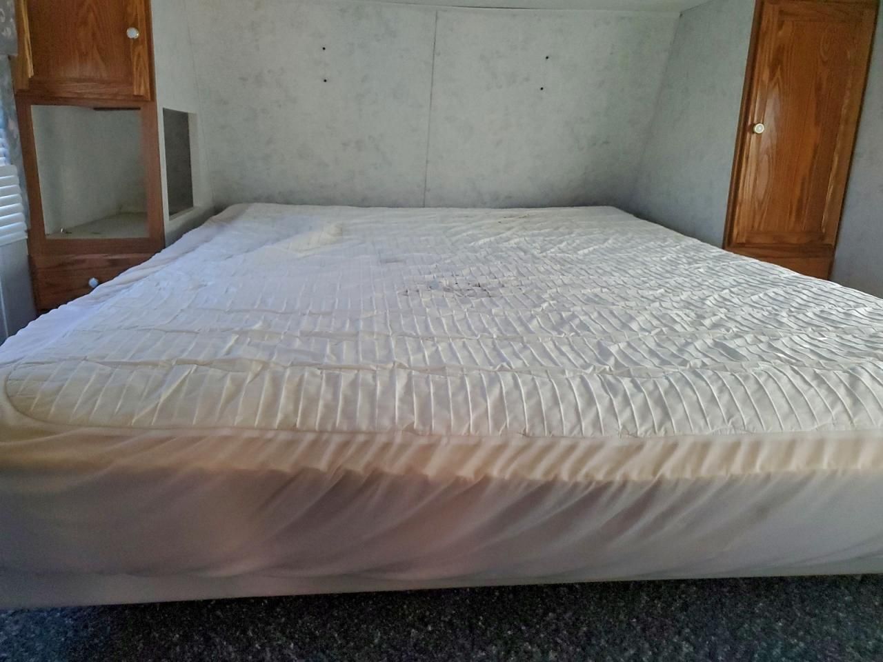 2001 Wildcat 5th Wheel