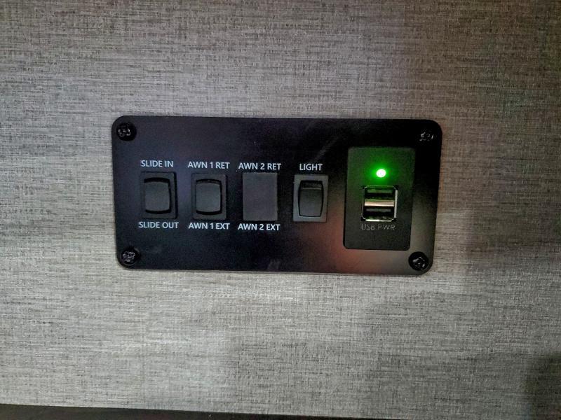 2022 Grand Design Momentum M