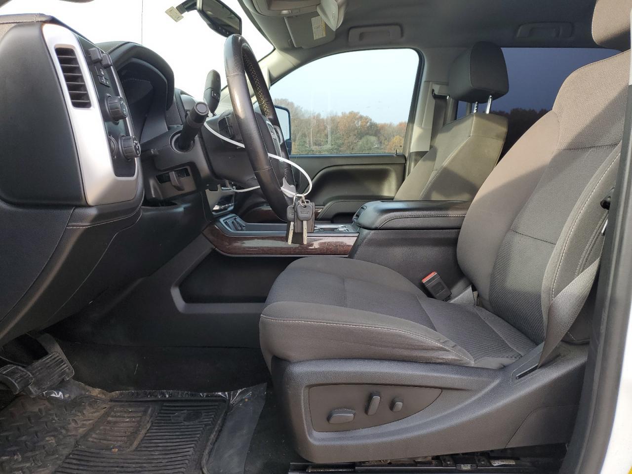 2018 GMC Sierra K2500 sle