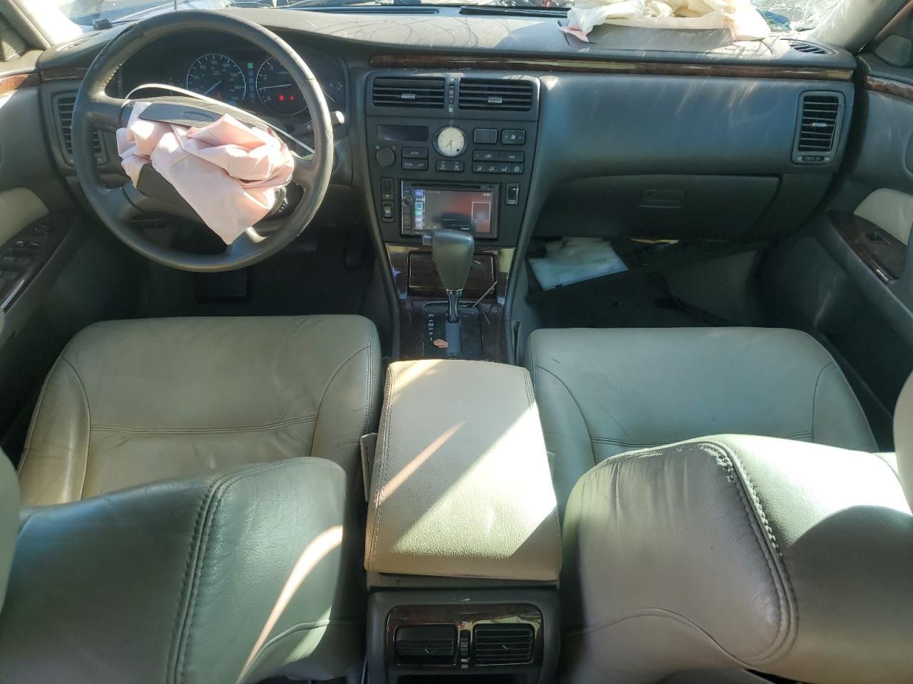 2000 Infiniti Q45 Base