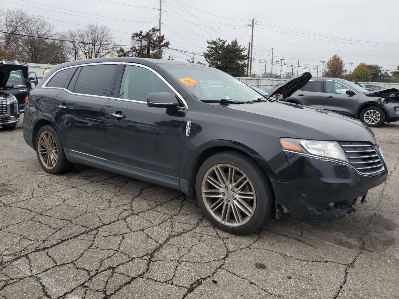 2017 Lincoln MKT