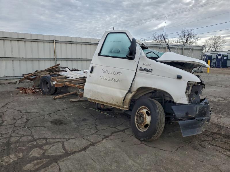 2021 Ford E450 BOX Truck