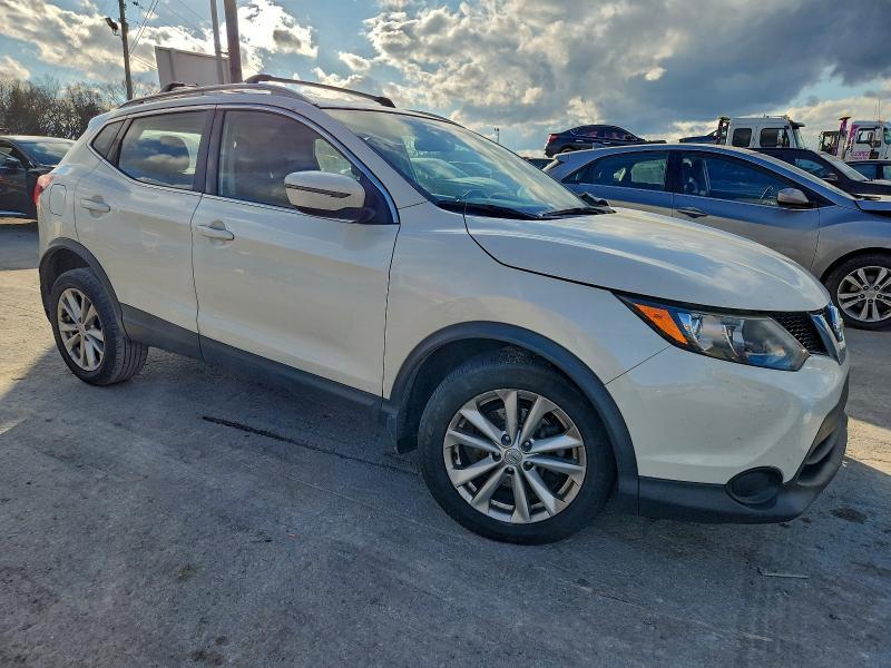 2017 Nissan Rogue Sport s