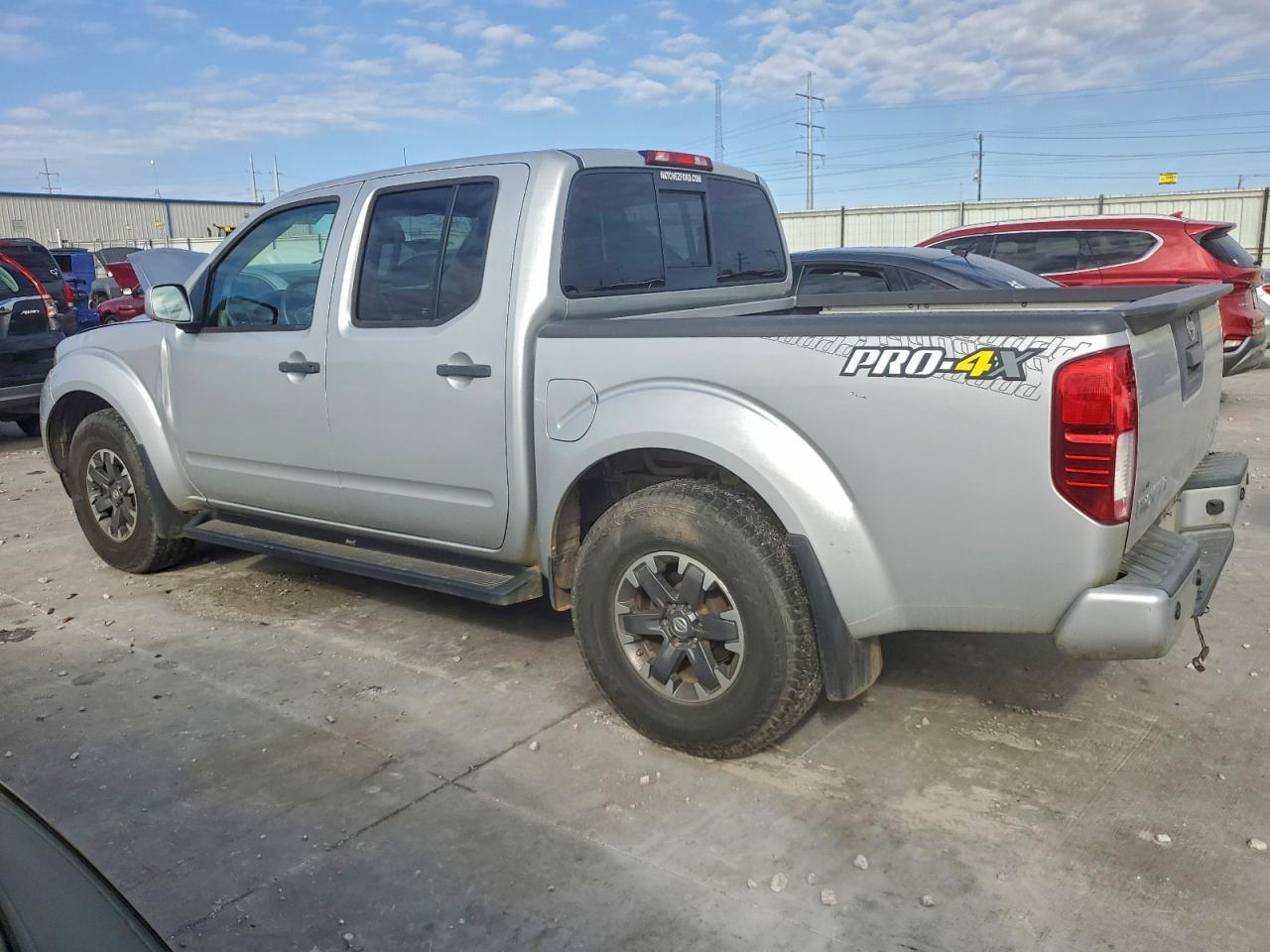 2018 Nissan Frontier s