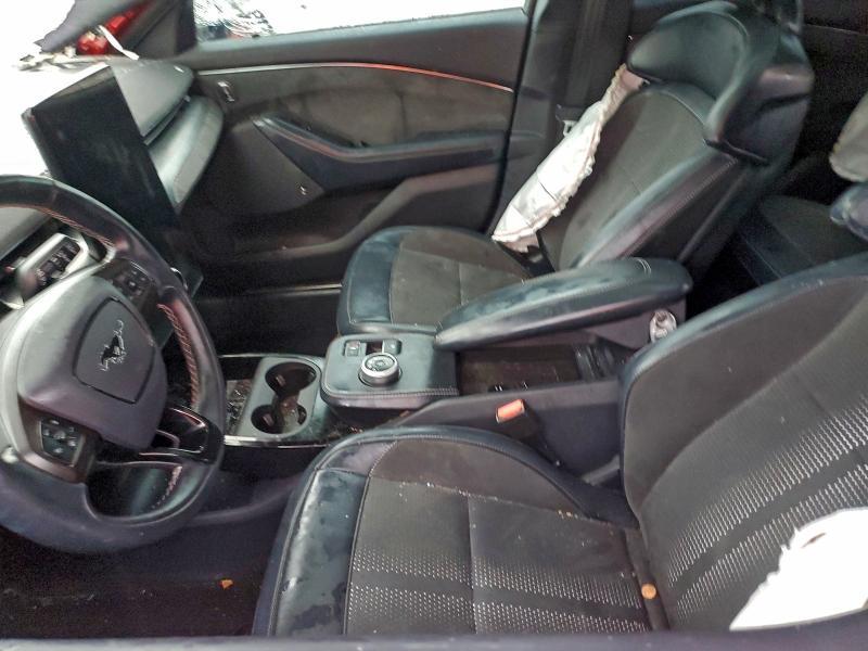 2022 Ford Mustang Mach-e gt