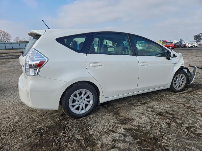 2013 Toyota Prius v Three
