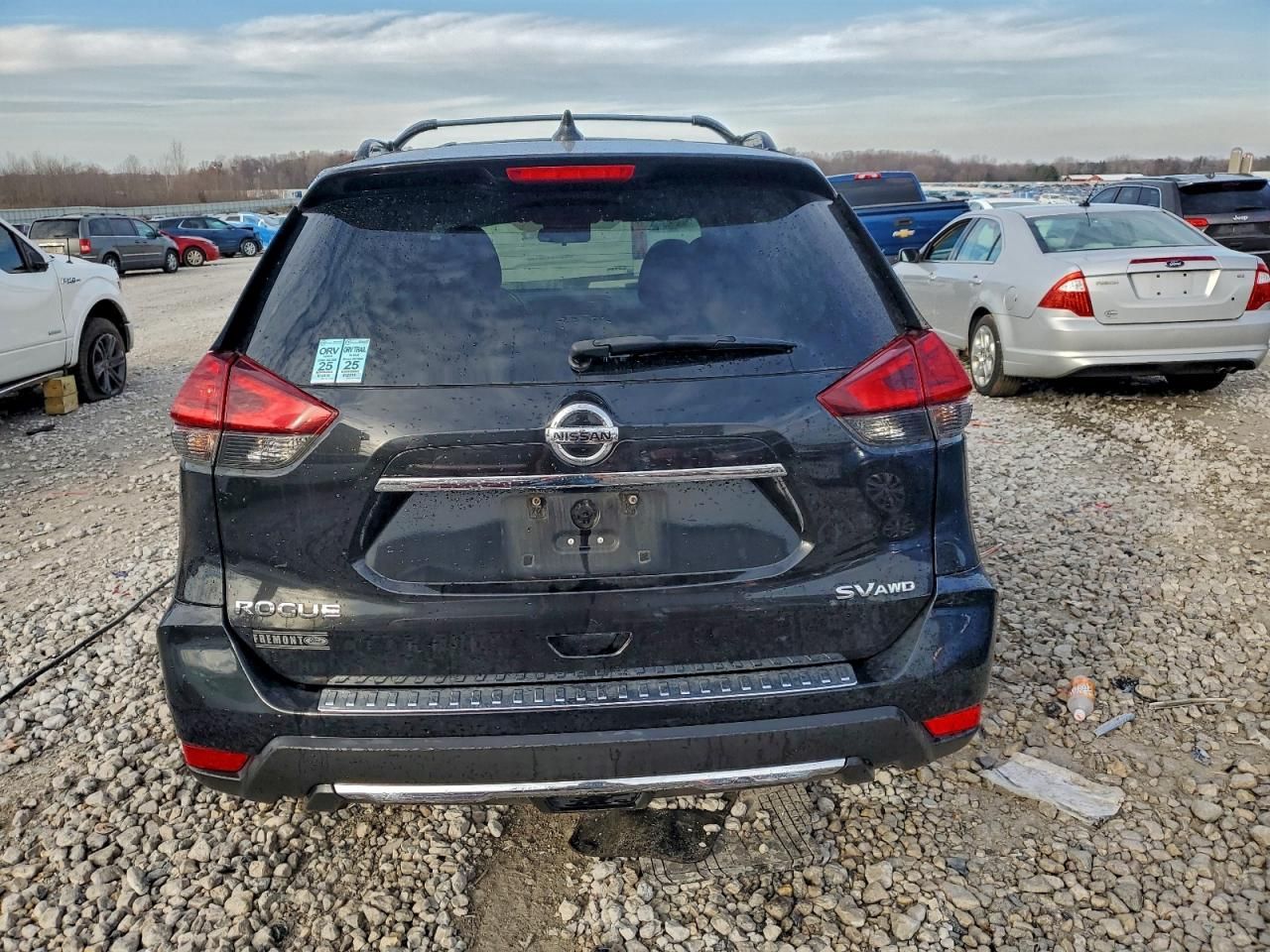 2017 Nissan Rogue sv