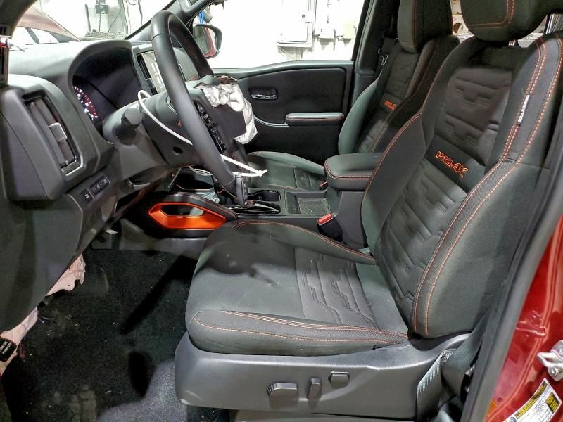 2025 Nissan Frontier s