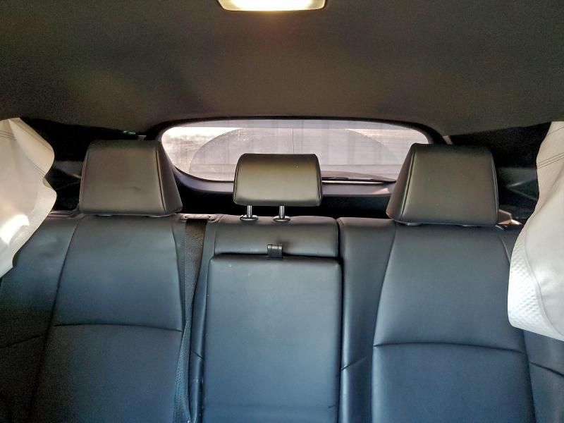 2024 Toyota Venza le