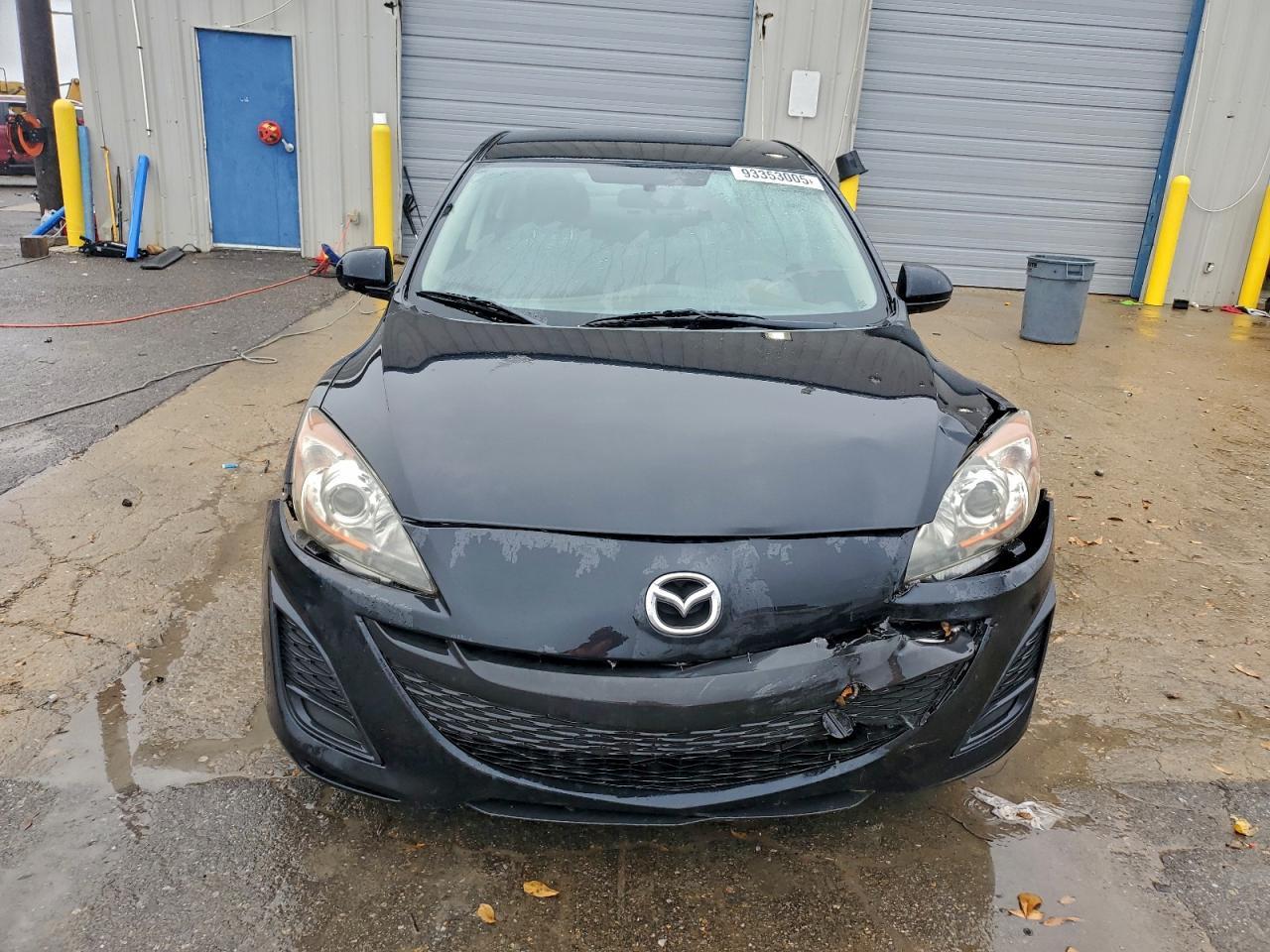 2011 Mazda 3 I