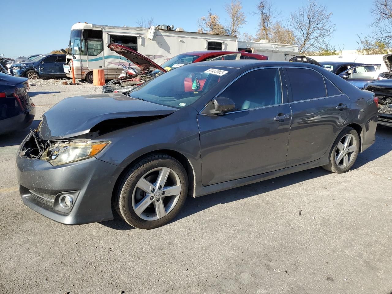 2013 Toyota Camry l