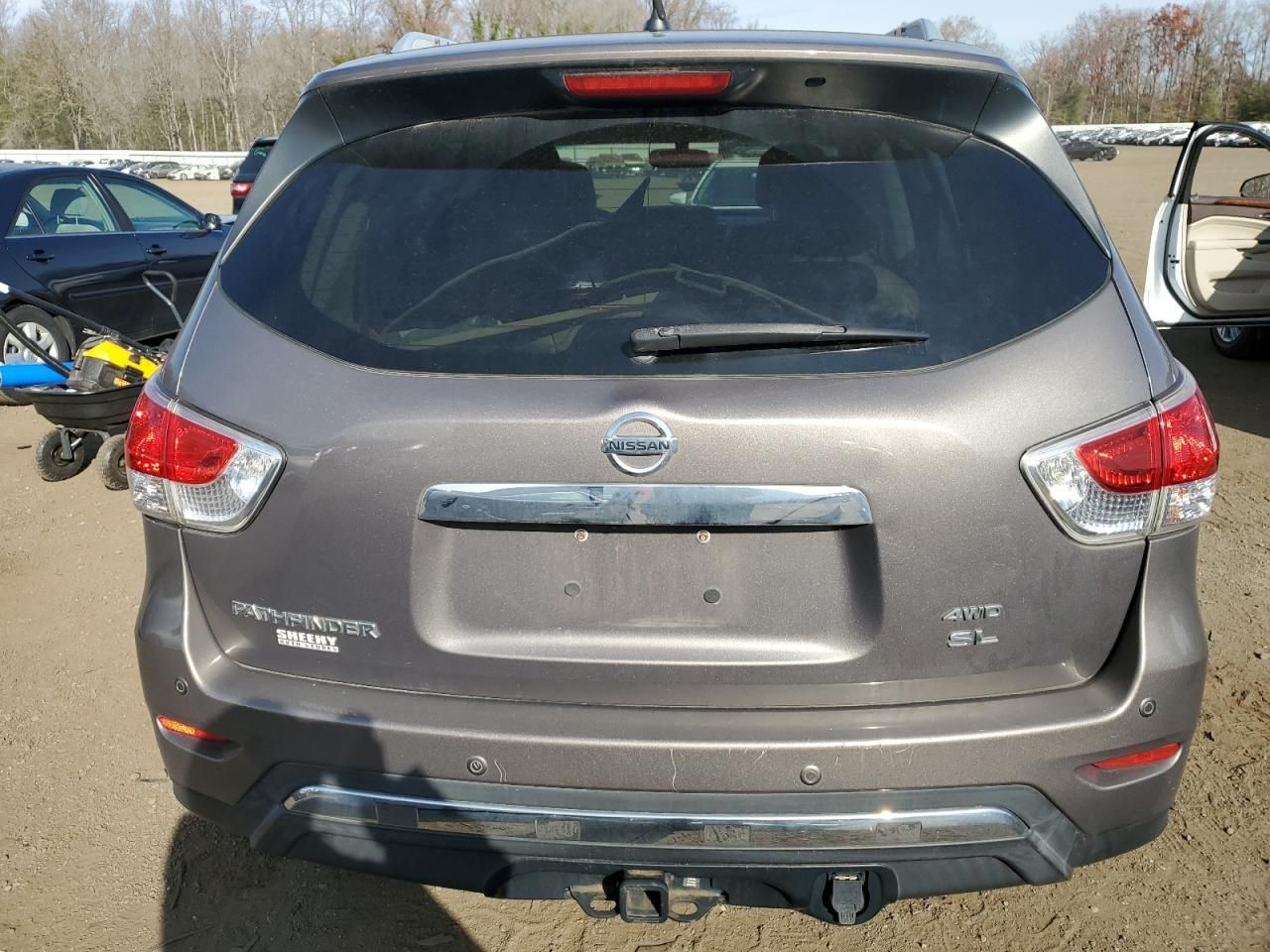 2013 Nissan Pathfinder s