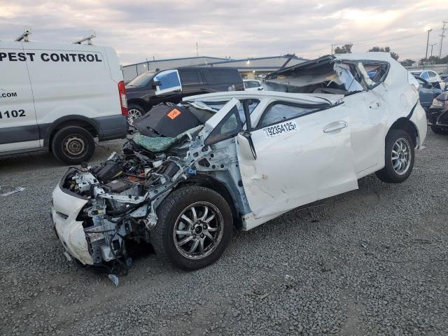 2014 Toyota Prius v