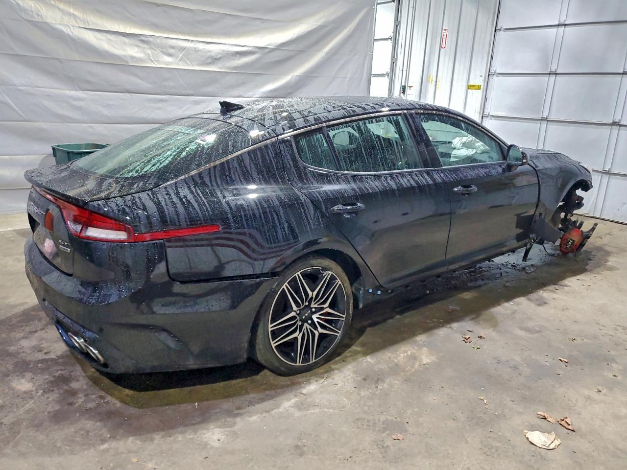 2022 KIA Stinger GT1