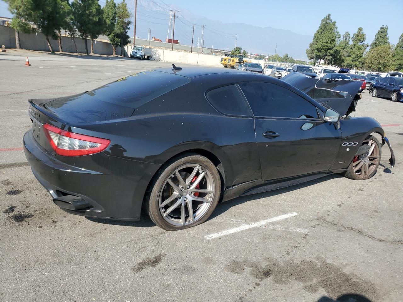 2016 Maserati Granturismo s