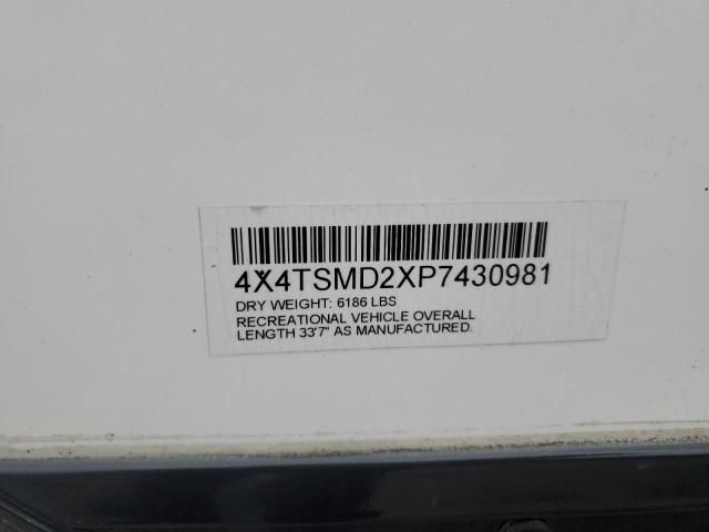 2023 Winnebago Camper