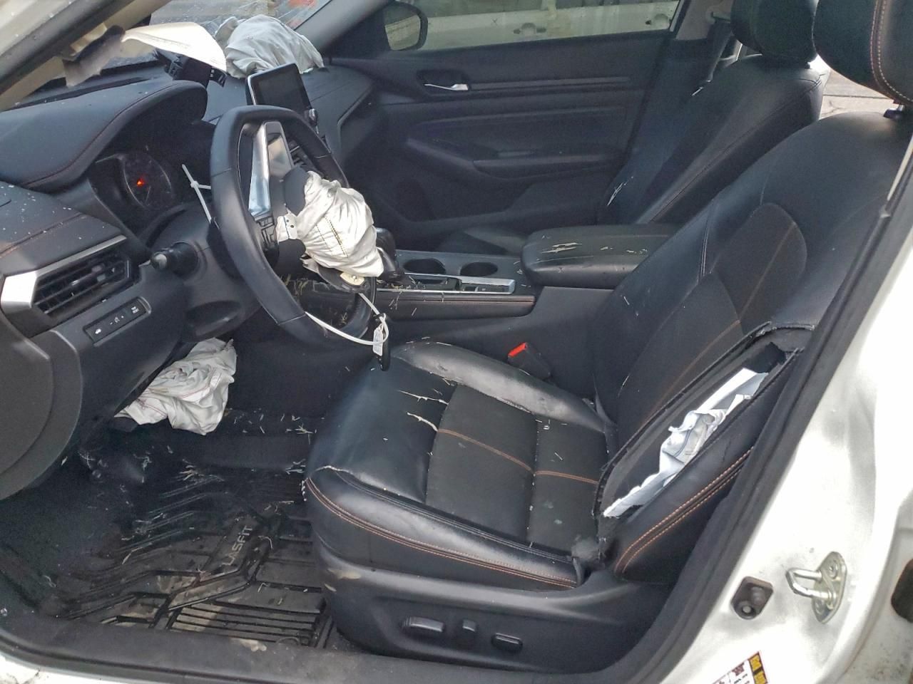 2020 Nissan Altima sr