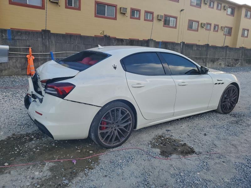 2023 Maserati Ghibli Modena