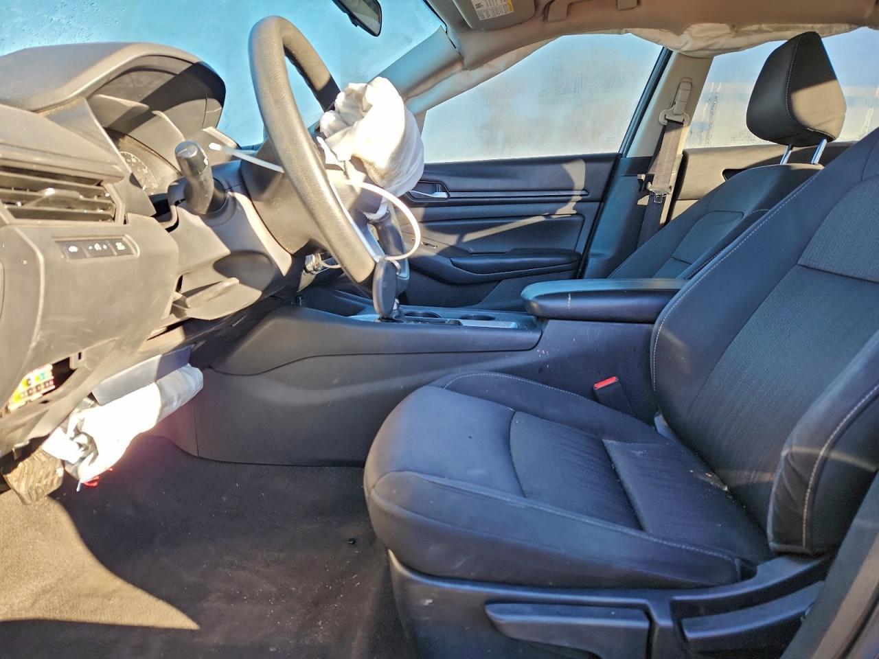 2022 Nissan Altima s