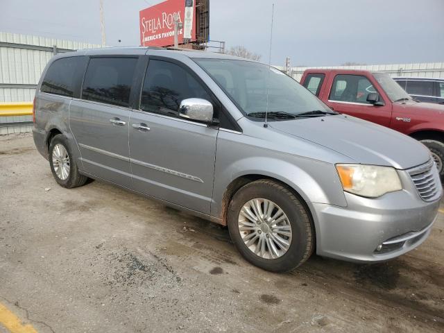 2013 Chrysler Town & Country Limited