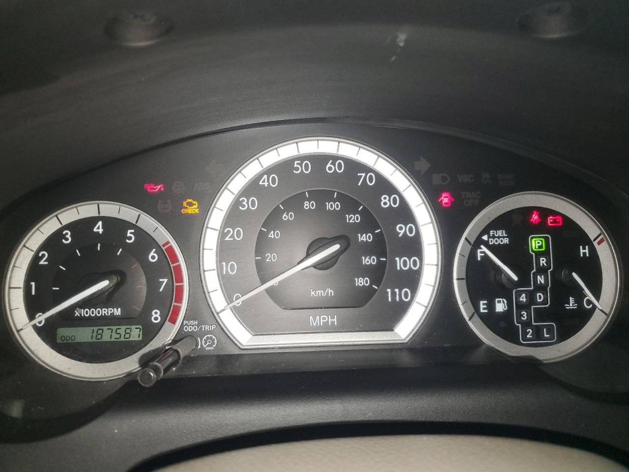 2005 Toyota Sienna le