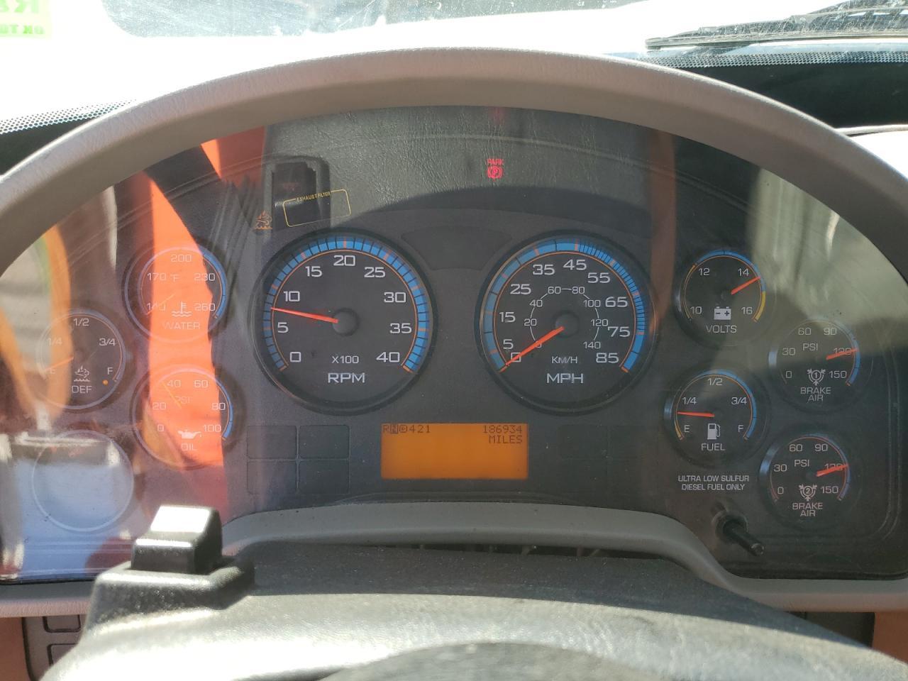 2019 International 4300 box Truck