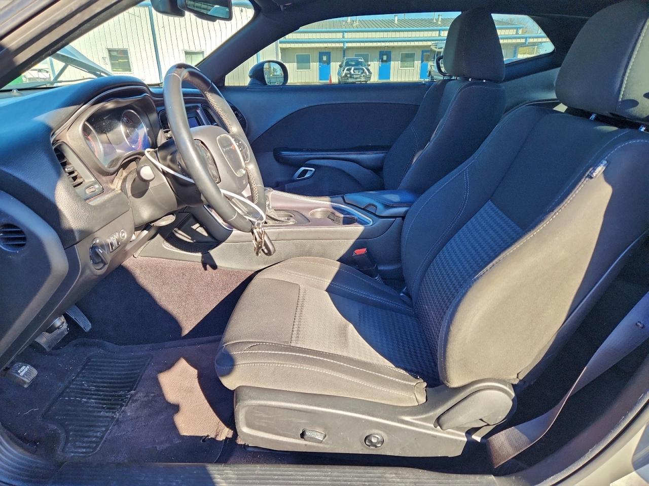 2018 Dodge Challenger sxt
