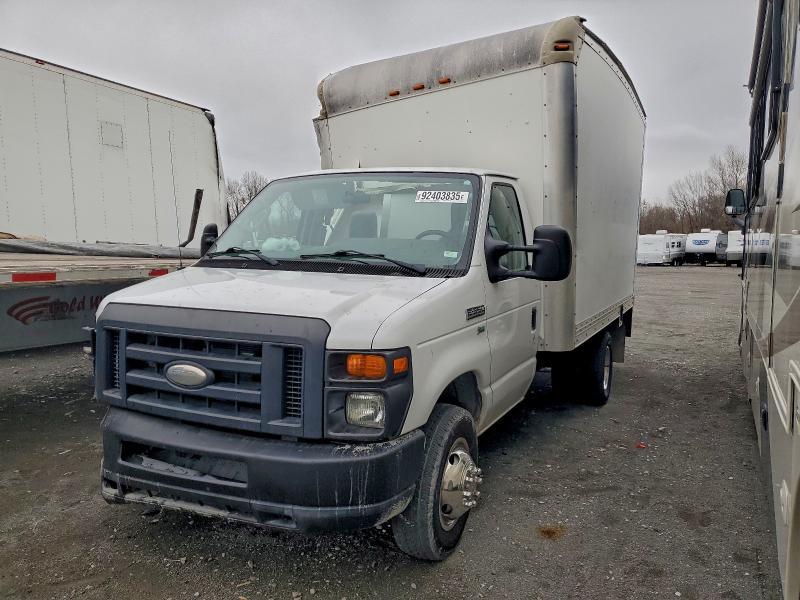 2014 Ford E350 BOX Truck