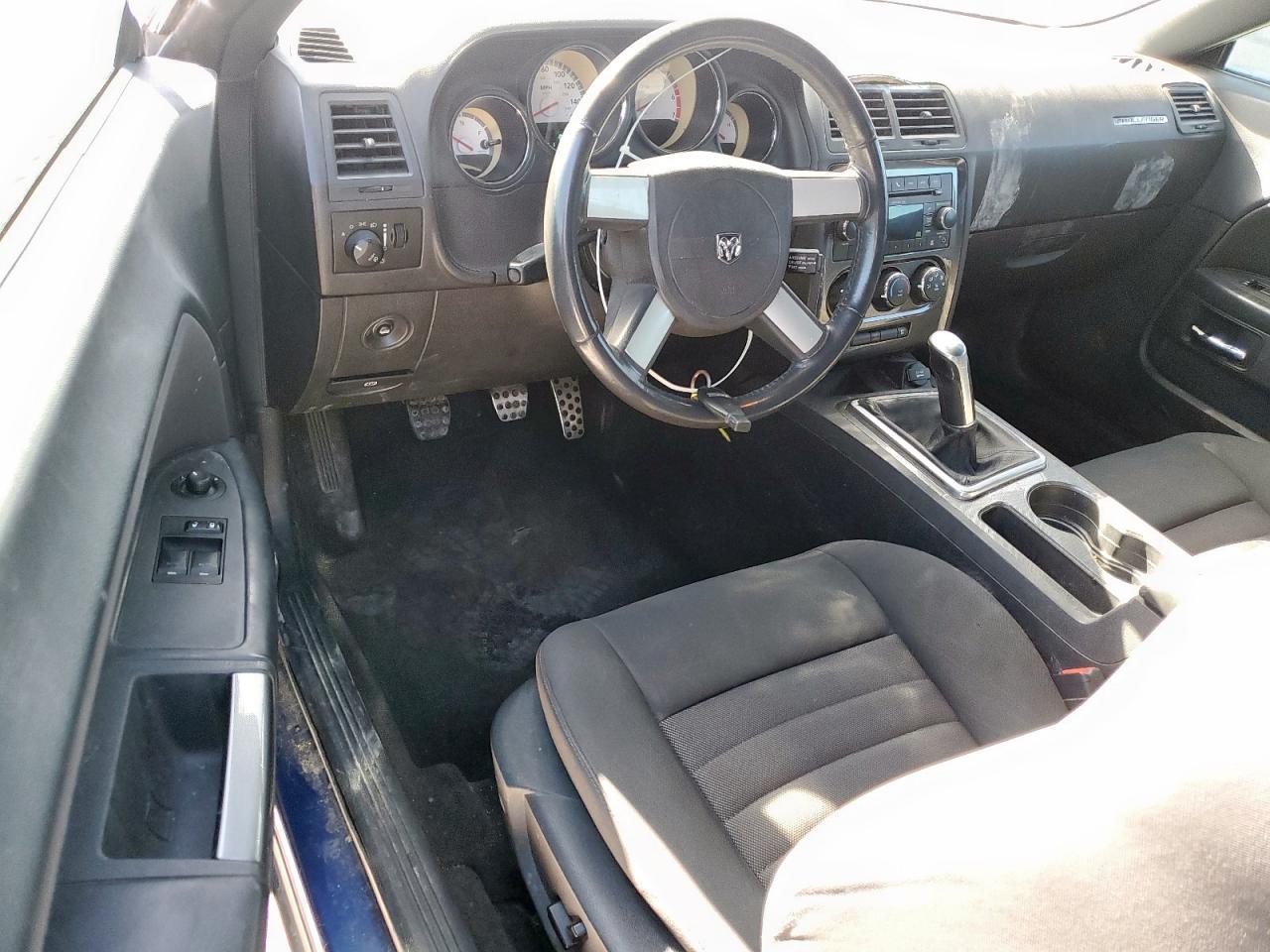 2010 Dodge Challenger r