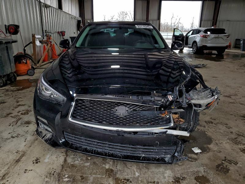 2015 Infiniti Q50 Base
