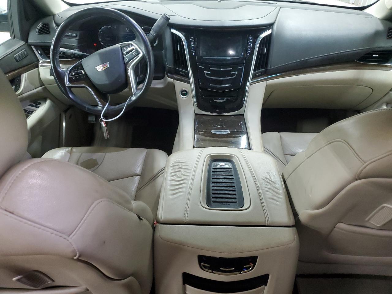 2018 Cadillac Escalade esv Luxury