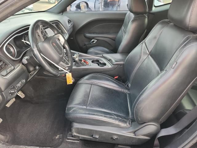 2015 Dodge Challenger sxt Plus