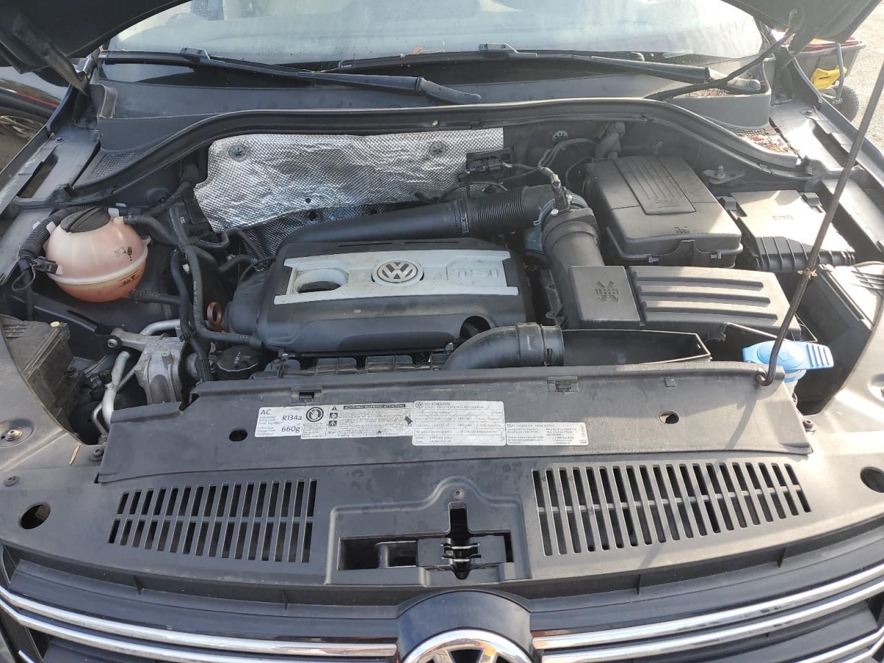 2012 Volkswagen Tiguan s