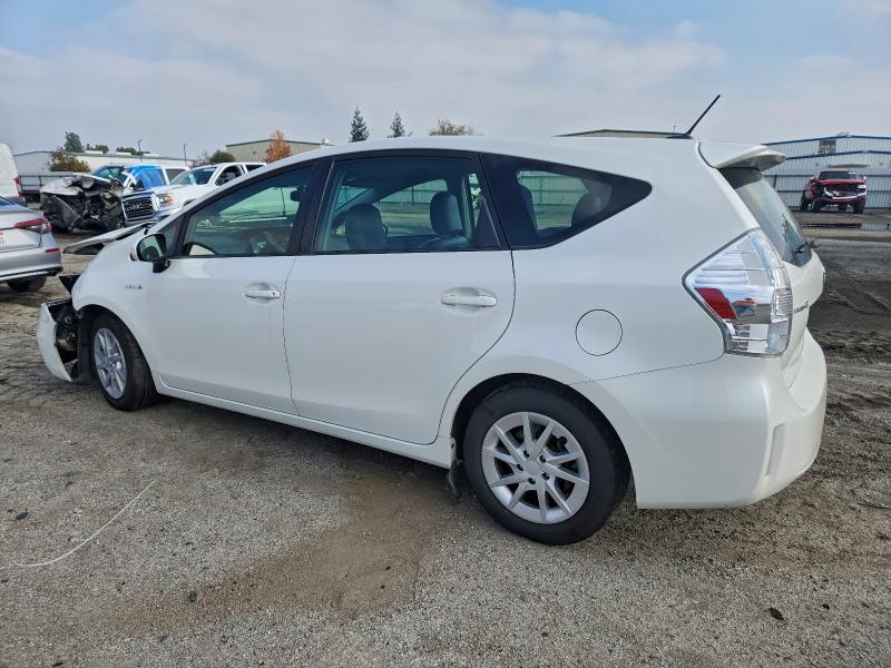 2013 Toyota Prius v Three
