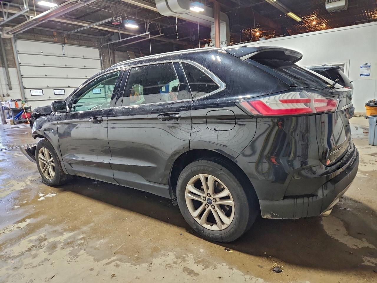 2020 Ford Edge sel